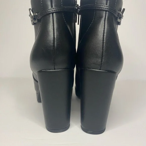 Naturalizer Black Heeled Boots with Sleek Design - Picture 2 of 9